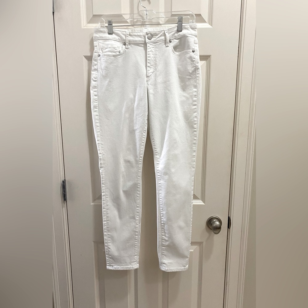 LOFT curvy skinny jeans in white Size-8